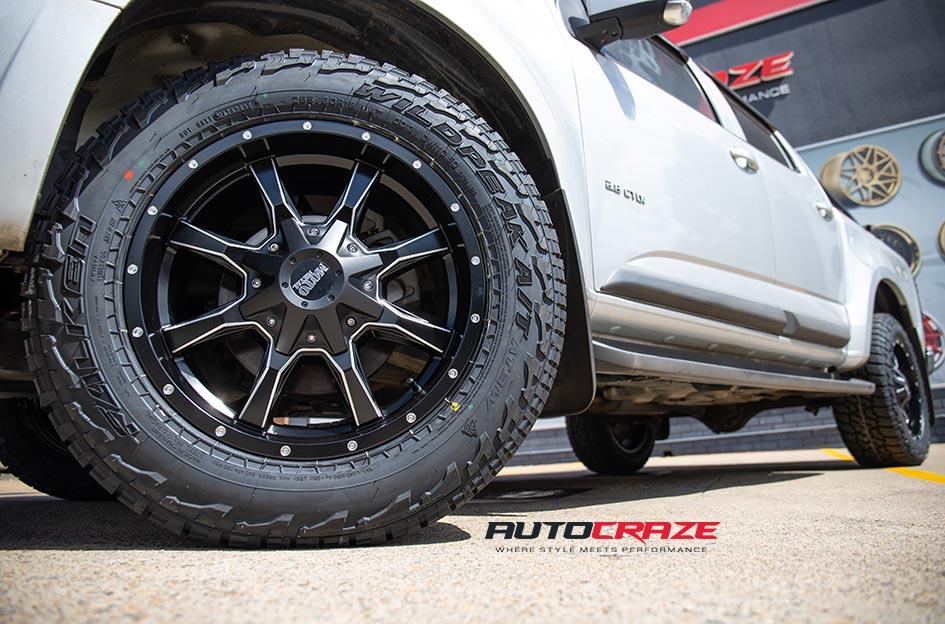 HOLDEN COLORADO MO970 SATIN BLACK MILLED ACCENTS